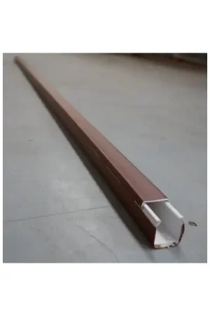 Achat Immédiat Moulure 25x25mm finition bois Bouleau (au mètre) avec couvercle fixation adhesive